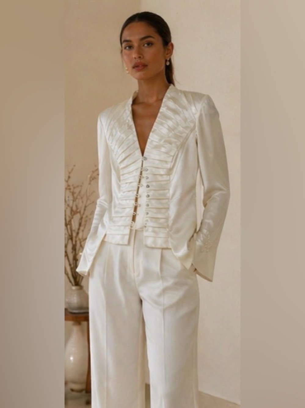 Women's Ivory Satin Button-Front Tailored Shirt Jacket